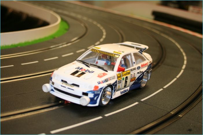 Escort (0)